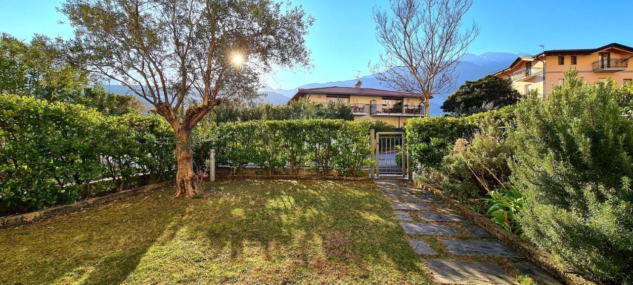 Garda Lake Aloha Apartments Torbole Sul Garda Exterior foto