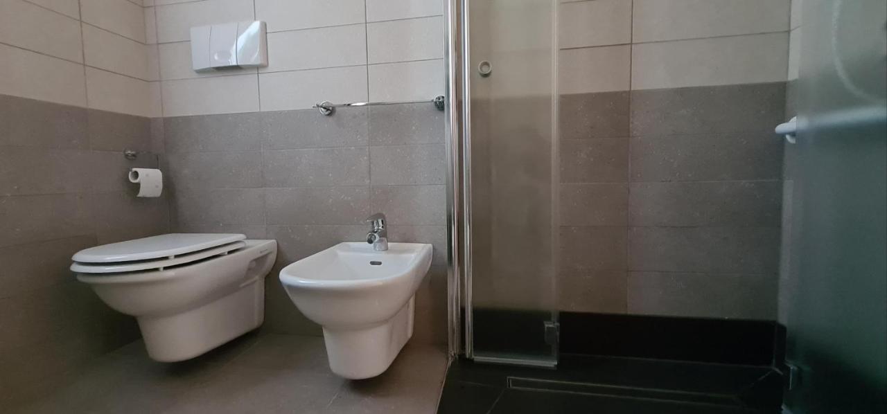 Garda Lake Aloha Apartments Torbole Sul Garda Exterior foto